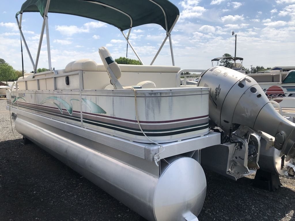 2000 Bennington 2275fs Pontoon Power Boat For Sale In Denver Nc On Boatline Com