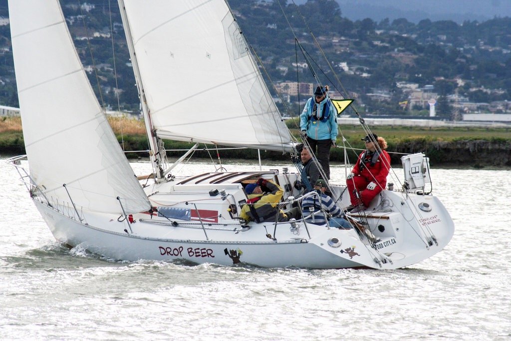 1984 Beneteau First Class 10 Cruiser Racer Sail Boat For Sale i...